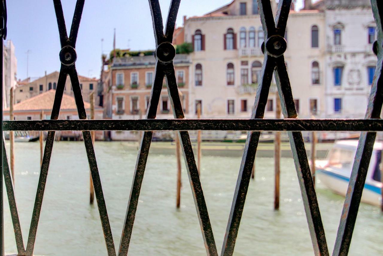 Grandcanal-Red Venesia Bagian luar foto